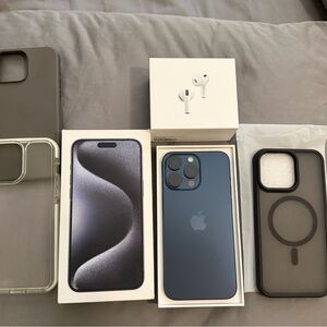 Excellent Apple iPhone 15 Pro Max 256GB + New/ SEALED  AirPods Pro 3 + 3 cases !